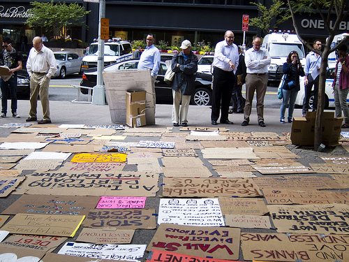 Occupy Wall Street - Day 5 - Sept. 21, 2011 - photo by Dan Nguyen