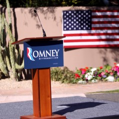 Mitt Romney podium - photo by Gage Skidmore